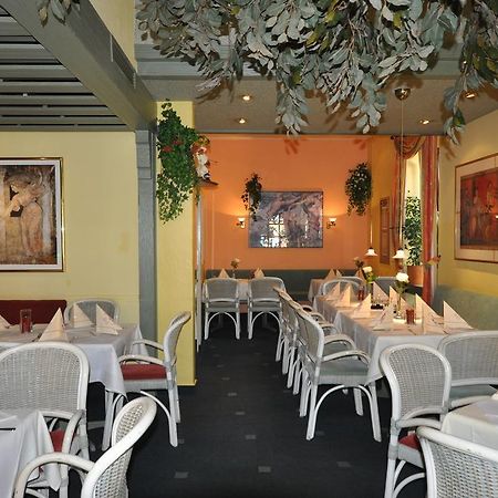 Hotel Restaurant "Athen" Munstermaifeld Экстерьер фото