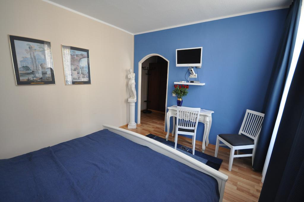 Hotel Restaurant "Athen" Munstermaifeld Экстерьер фото