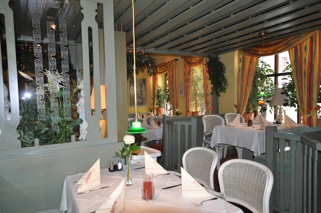 Hotel Restaurant "Athen" Munstermaifeld Экстерьер фото